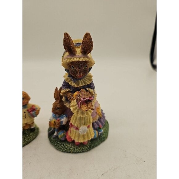 The Victorian Collection Figurine Rebecca Rabbit With Arthur & Eleanor 1995 X 2 - Picture 3 of 10